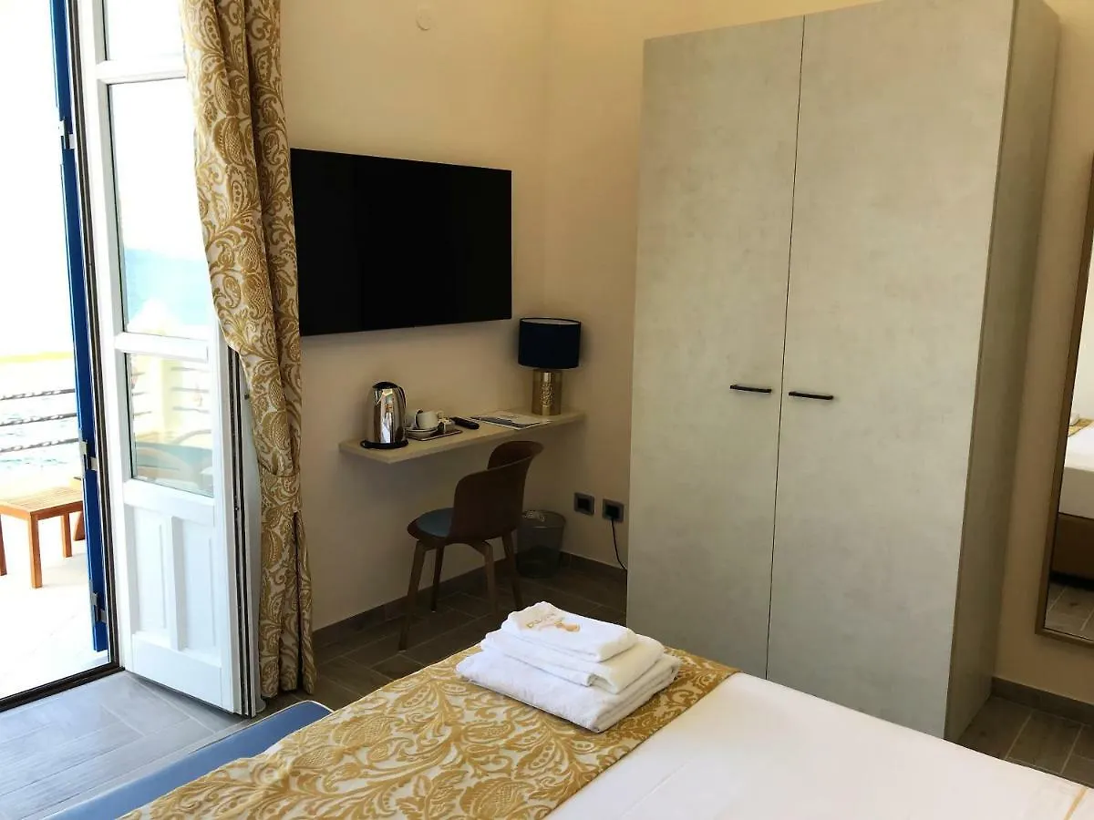 Hotel L'Ariana Isole Eolie - Una Esperienze Leni