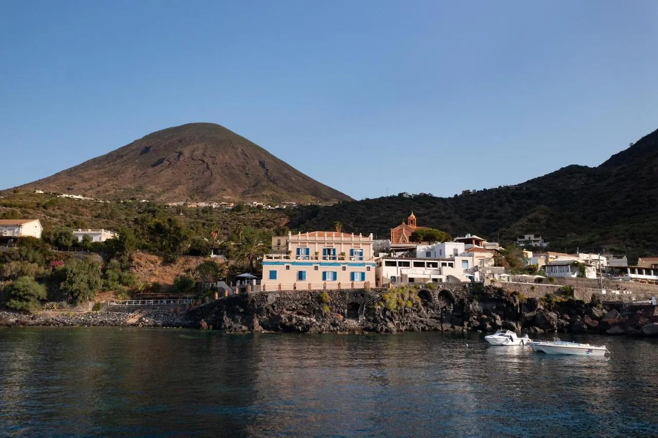 Hotel L'Ariana Isole Eolie - Una Esperienze Leni 4*,