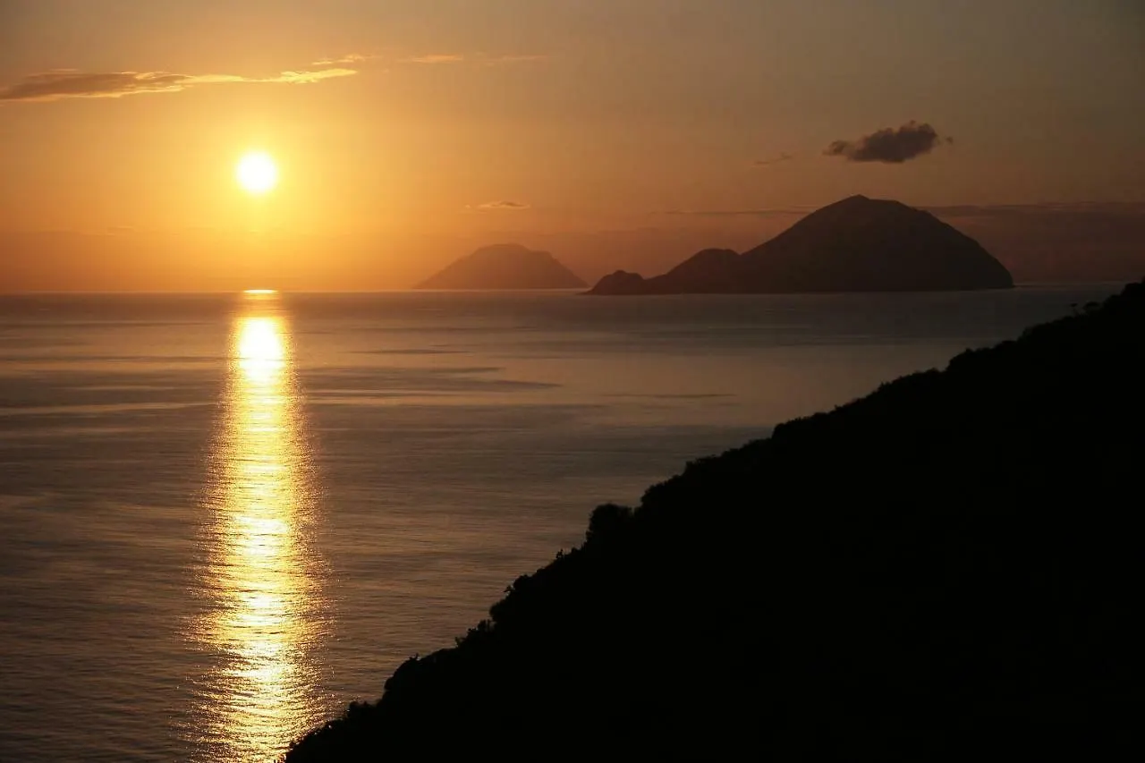 Hotel L'Ariana Isole Eolie - Una Esperienze Leni