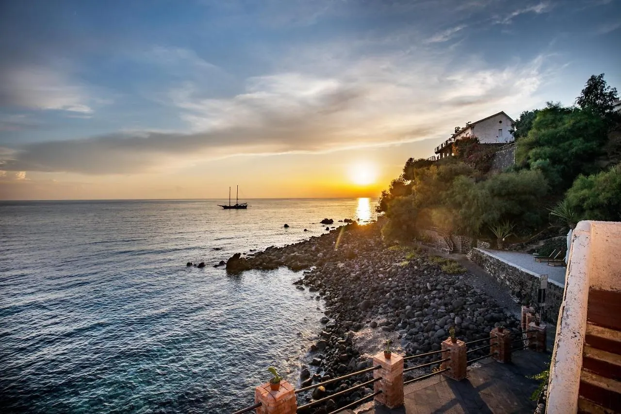 Hotel L'Ariana Isole Eolie - Una Esperienze Leni
